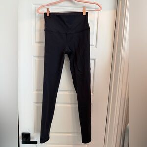 ALO High Waist Airbrush Legging, size S EUC.